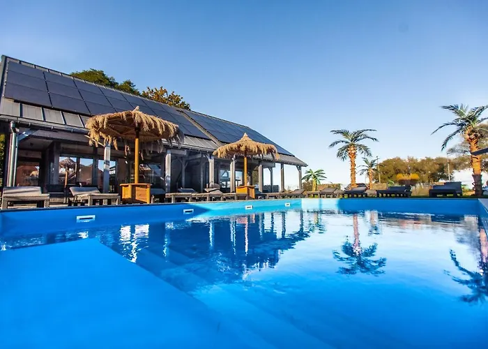 Villa Royal Palm Mielno